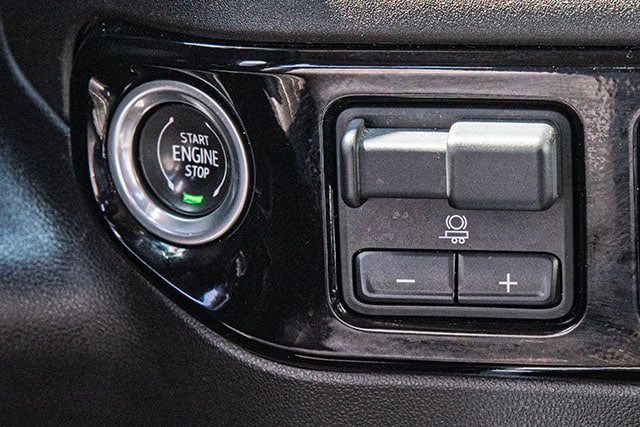 2023 Chevrolet Silverado 1500 LTZ - Photo 21