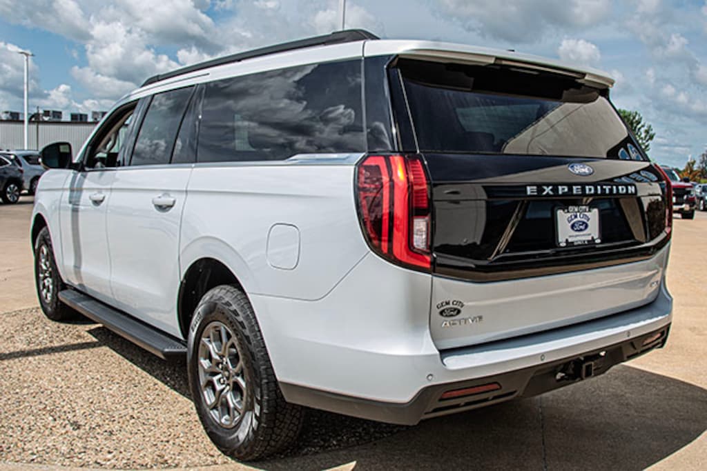 New 2026 Ford Expedition MAX Active SUV