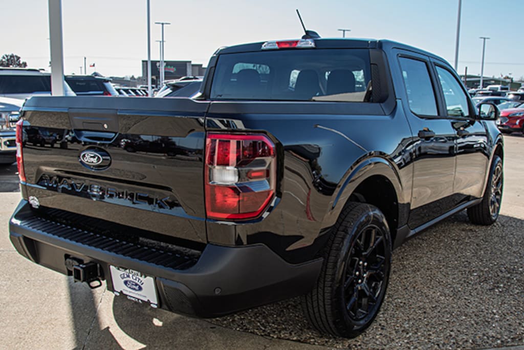 New 2025 Ford Maverick XLT TRUCK