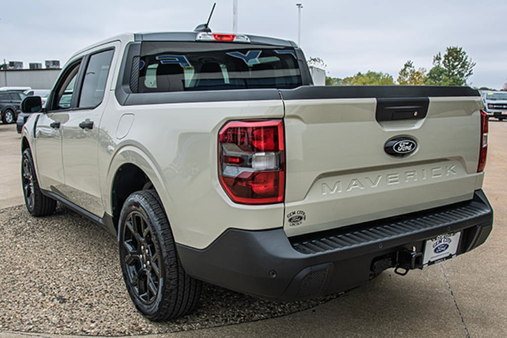 New 2025 Ford Maverick XLT TRUCK