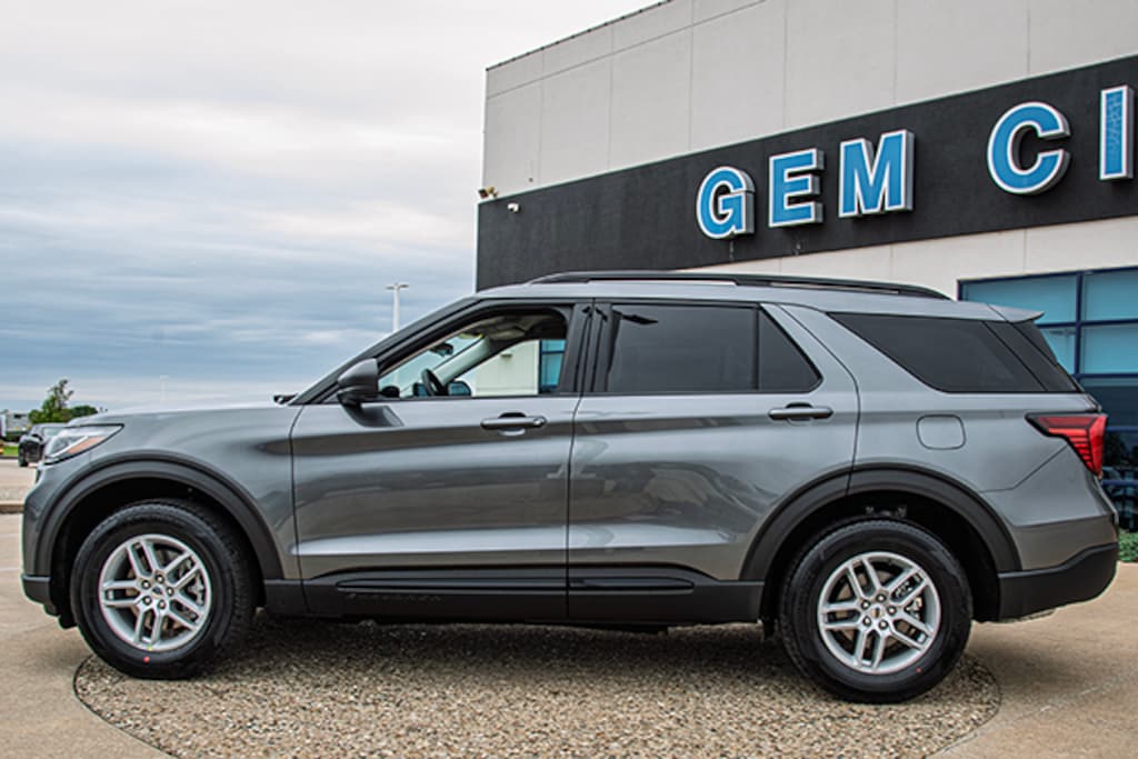 New 2026 Ford Explorer Active SUV