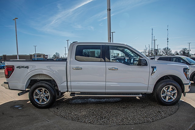 2024 Ford F-150 XLT - Photo 6