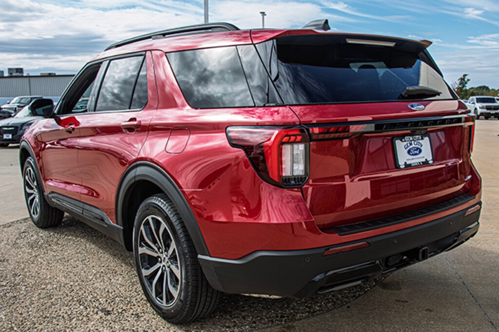New 2026 Ford Explorer ST-Line SUV