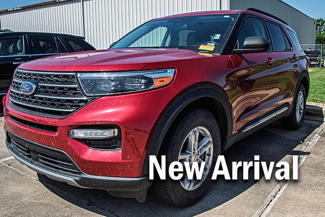 2021 Ford Explorer XLT 4WD's photo