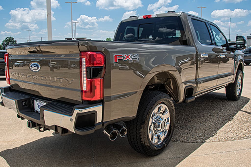 New 2026 Ford Super Duty F-250® Lariat® TRUCK