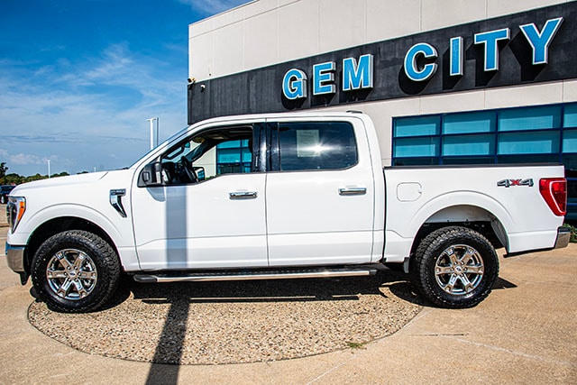 Used 2022 Ford F-150 XLT with VIN 1FTFW1E53NKD79901 for sale in Quincy, IL