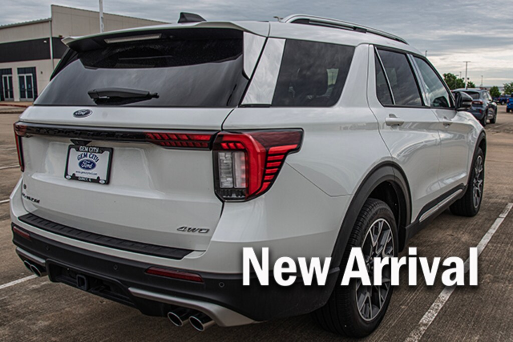 Used 2025 Ford Explorer Platinum 600A SUV