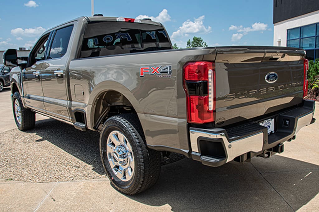 New 2026 Ford Super Duty F-250® Lariat® TRUCK