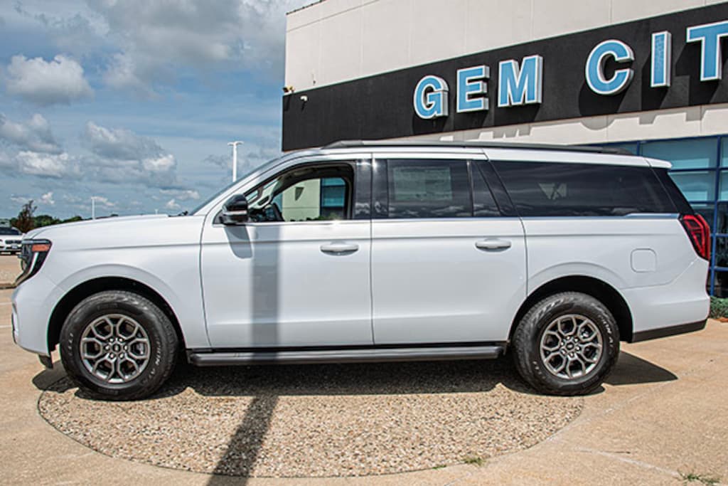 New 2026 Ford Expedition MAX Active SUV