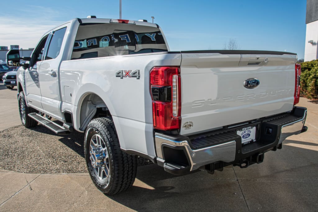 New 2026 Ford Super Duty F-250 Lariat TRUCK
