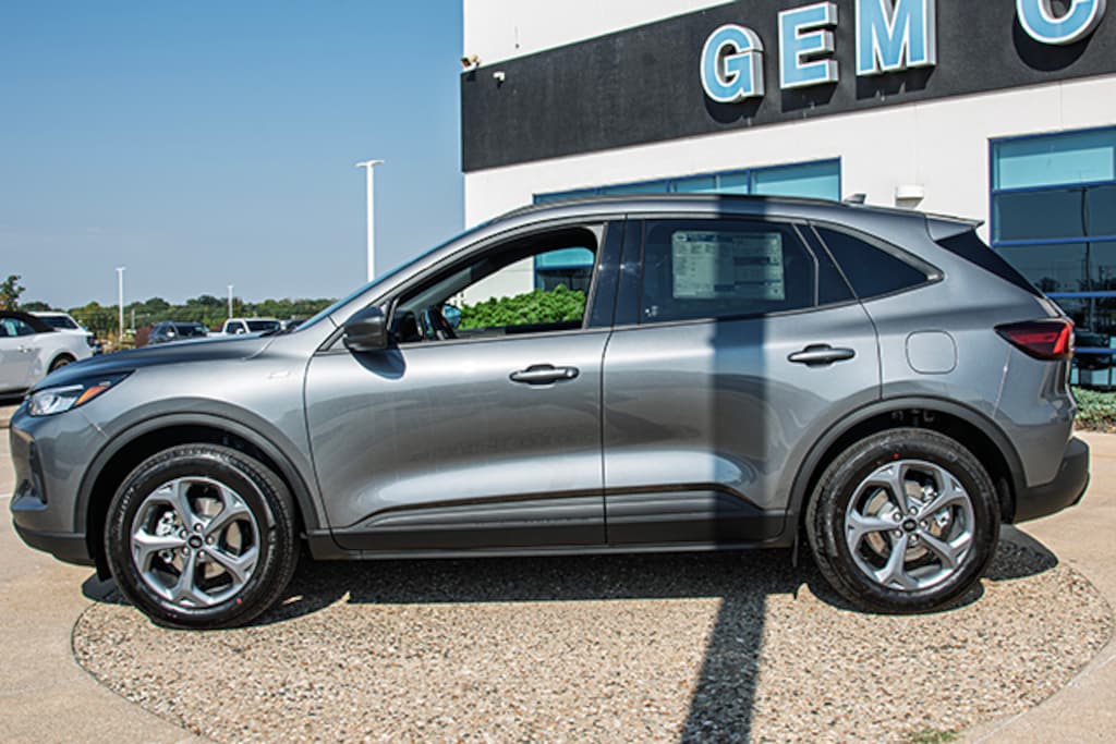 New 2026 Ford Escape ST-Line SUV