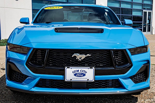 2025 Ford Mustang GT Premium Fastback - Photo 19