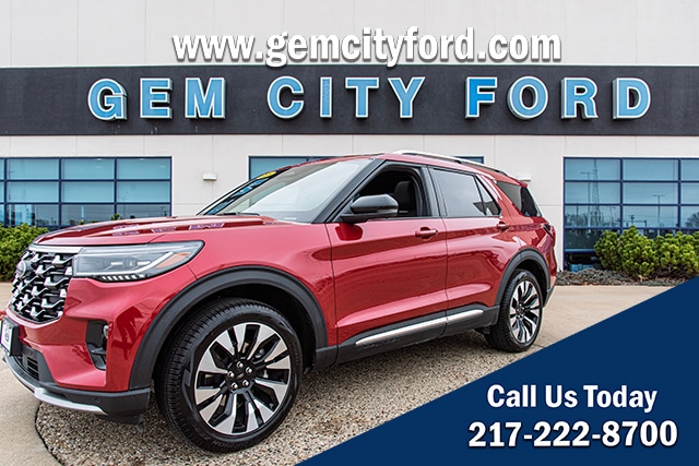 2026 Ford Explorer Platinum's photo