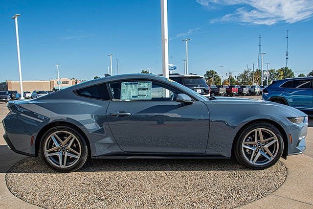 2026 Ford Mustang EcoBoost Premium Fastback - Photo 6