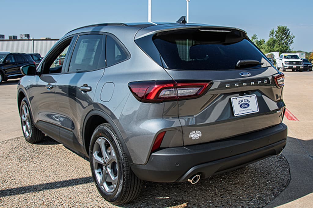 New 2026 Ford Escape ST-Line SUV