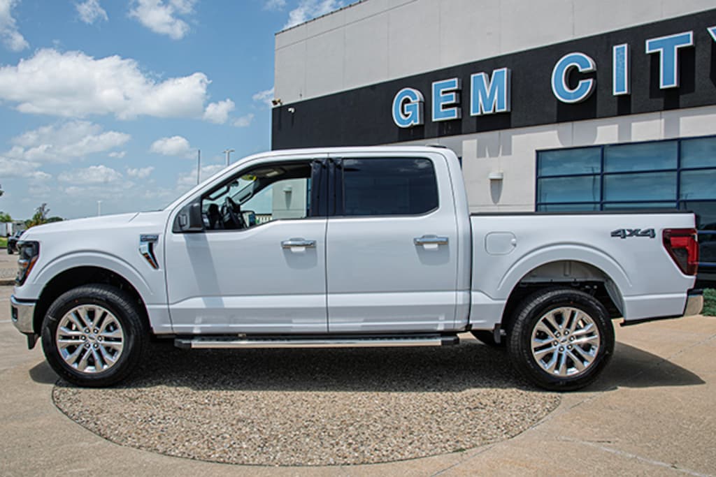 New 2026 Ford F-150 XLT TRUCK