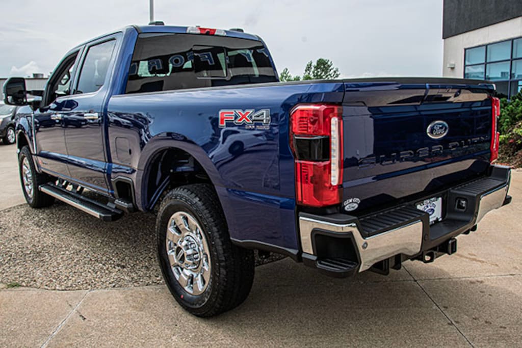 New 2026 Ford Super Duty F-350® Lariat® TRUCK