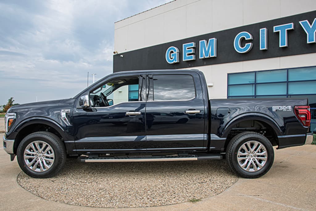 New 2025 Ford F-150 Lariat TRUCK