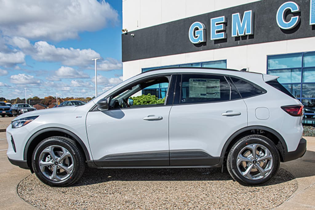 New 2026 Ford Escape ST-Line SUV