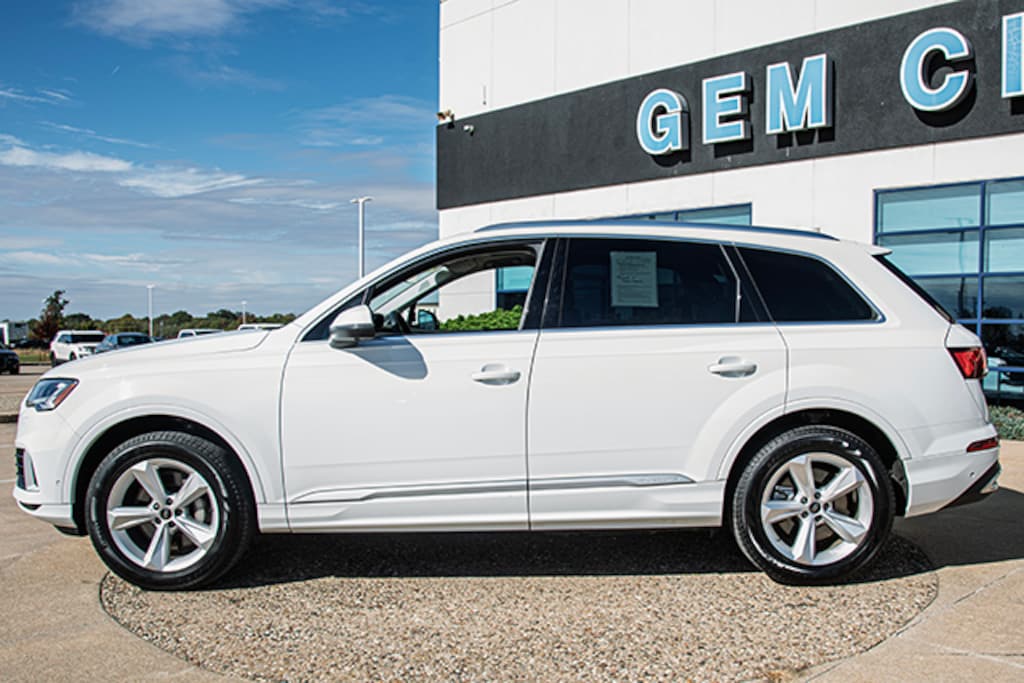 Used 2024 Audi Q7 45 Premium Plus Quattro SUV