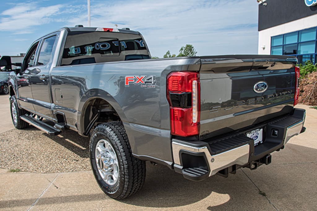 New 2026 Ford Super Duty F-350 XLT TRUCK