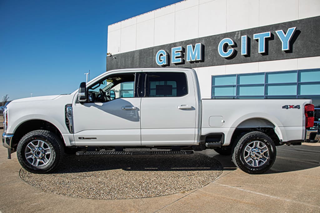 New 2026 Ford Super Duty F-250 Lariat TRUCK