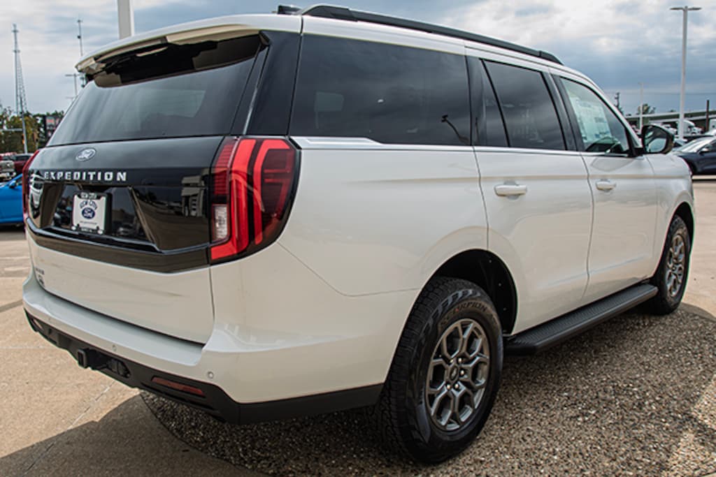 New 2025 Ford Expedition Active SUV