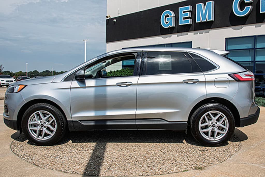 Used 2023 Ford Edge SEL SUV