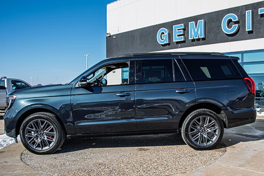 New 2025 Ford Expedition Platinum SUV