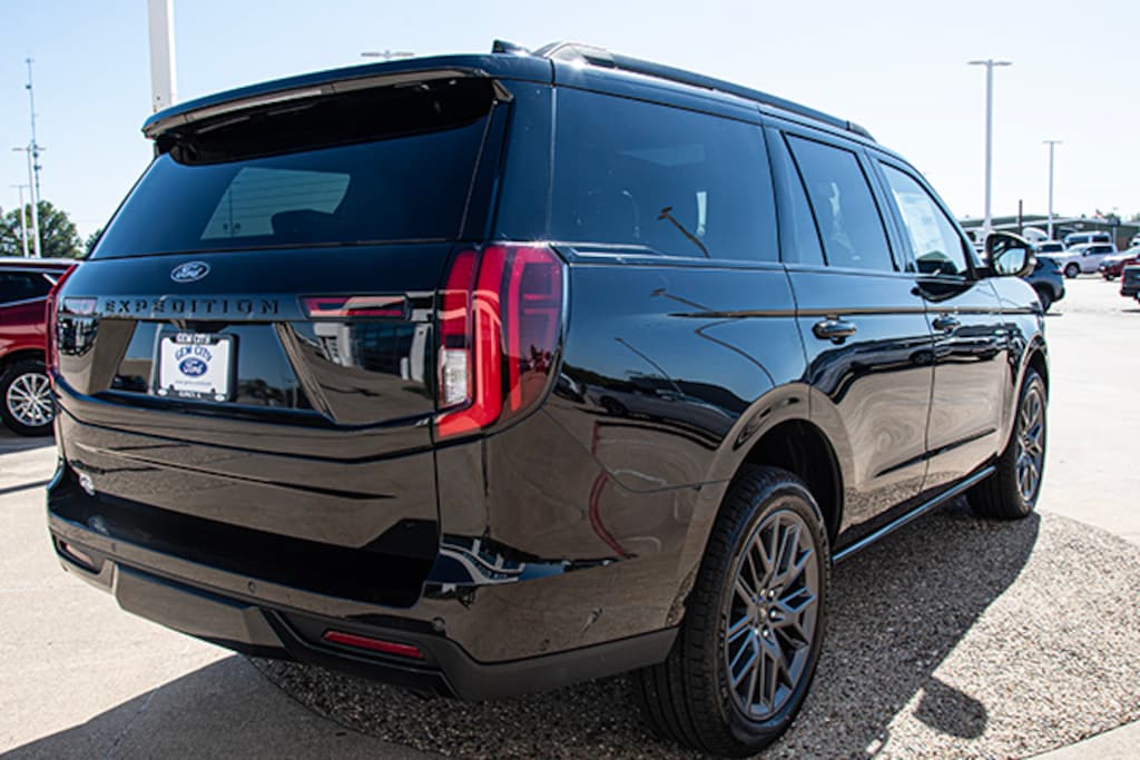 New 2025 Ford Expedition Platinum SUV