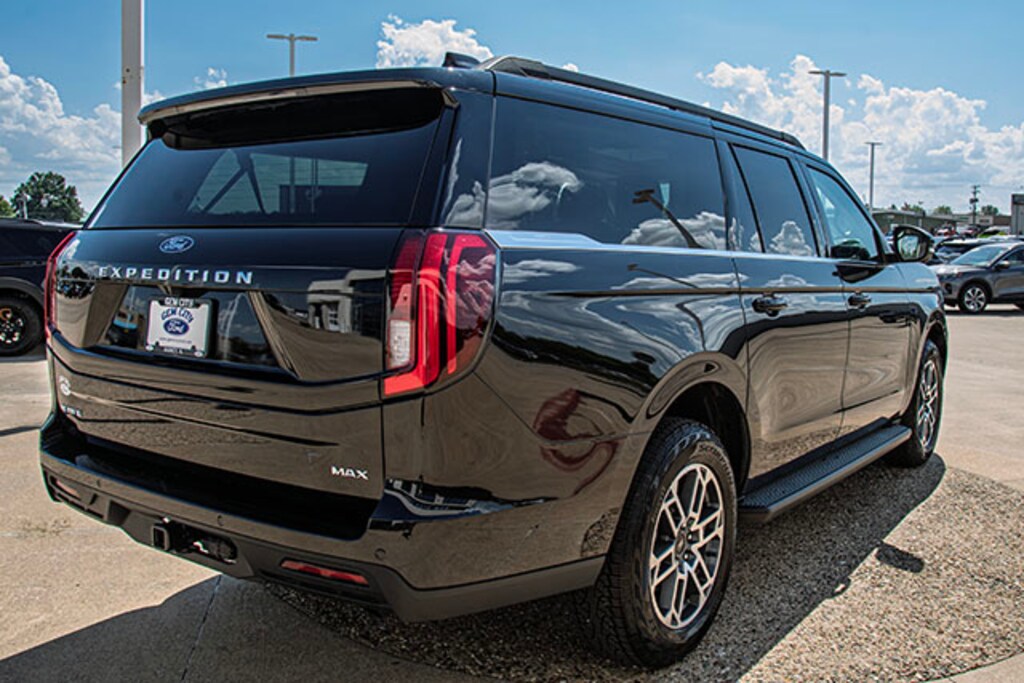 New 2026 Ford Expedition MAX Active SUV