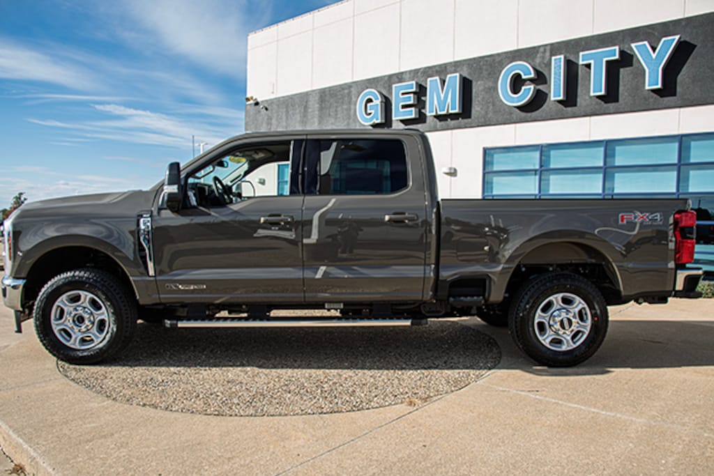 New 2026 Ford Super Duty F-350 XLT TRUCK