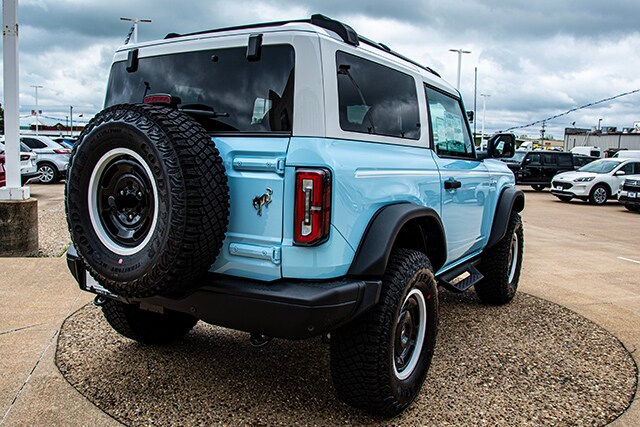2024 Ford Bronco Heritage Limited First Edition photo 4