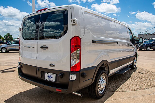 2024 Ford Transit Cargo Van photo 4