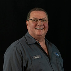 Staff member Ronnie Powers from ID_e202d28ec3ae