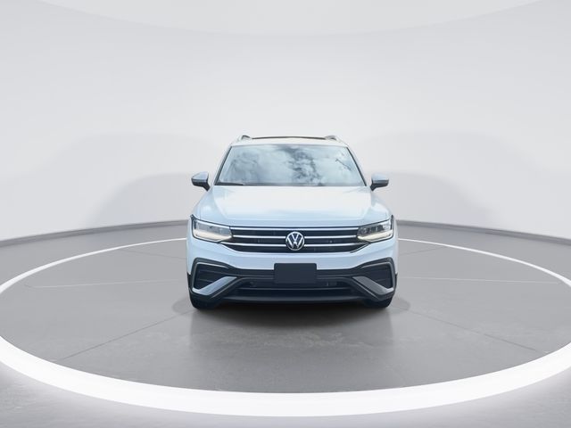 2024 Volkswagen Tiguan Wolfsburg Edition photo 3