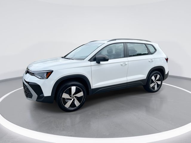 2025 Volkswagen Taos S's photo