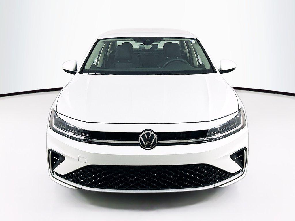 3VW5W7BU7TM010732