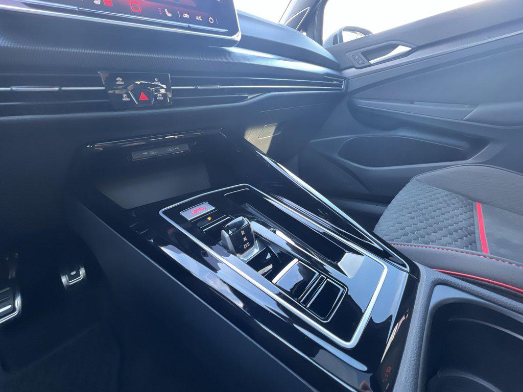 2026 Volkswagen Golf GTI SE - Photo 19