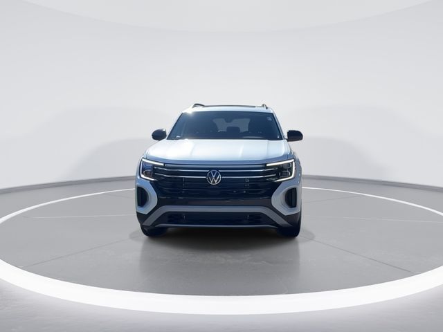 2026 Volkswagen Atlas Peak Edition SE photo 3