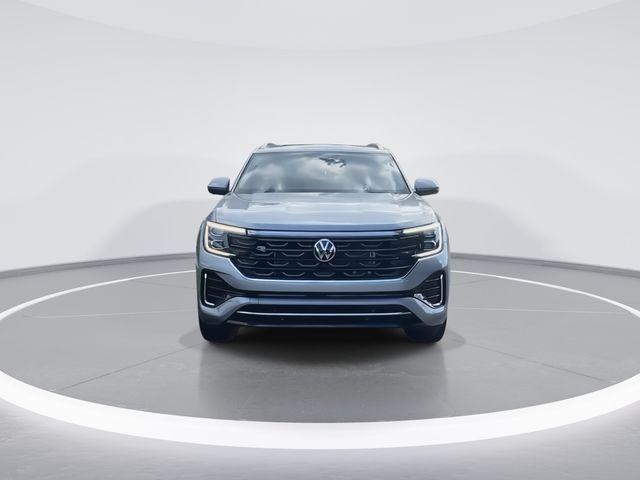 2026 Volkswagen Atlas Cross Sport SEL Premium R-Line photo 3
