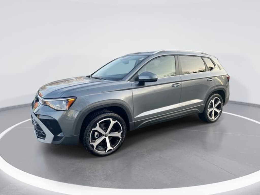 New 2026 Volkswagen Taos 1.5T SEL SUV