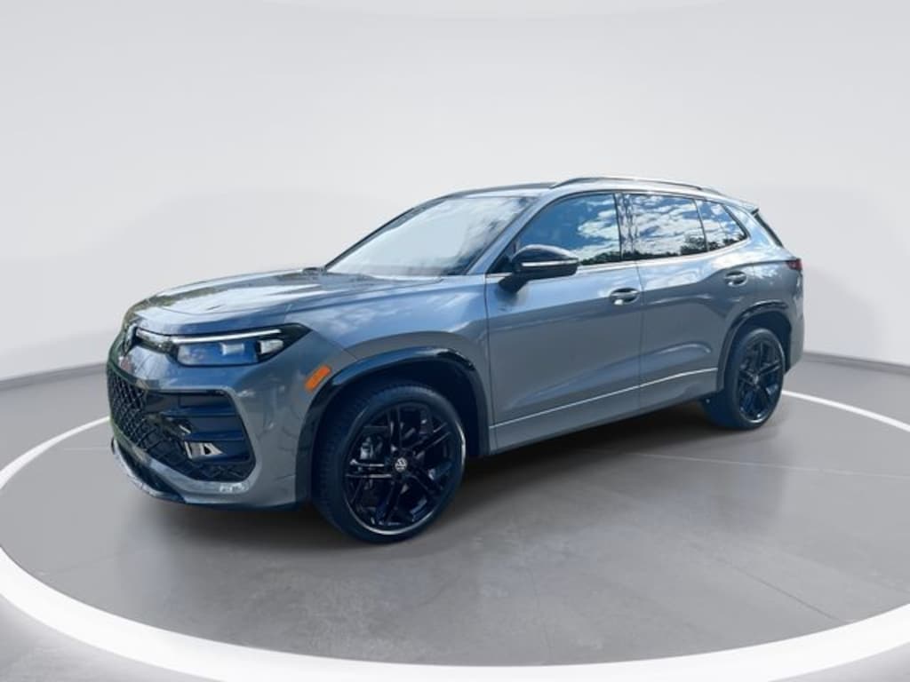 New 2025 Volkswagen Tiguan 2.0T SE R-Line Black SUV