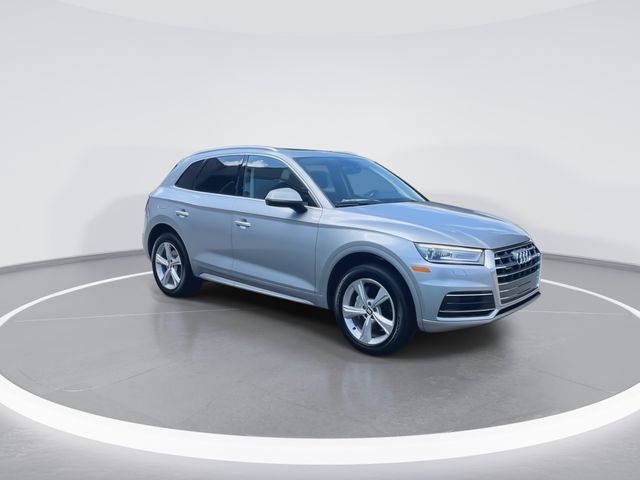 2020 Audi Q5 45 Premium photo 2