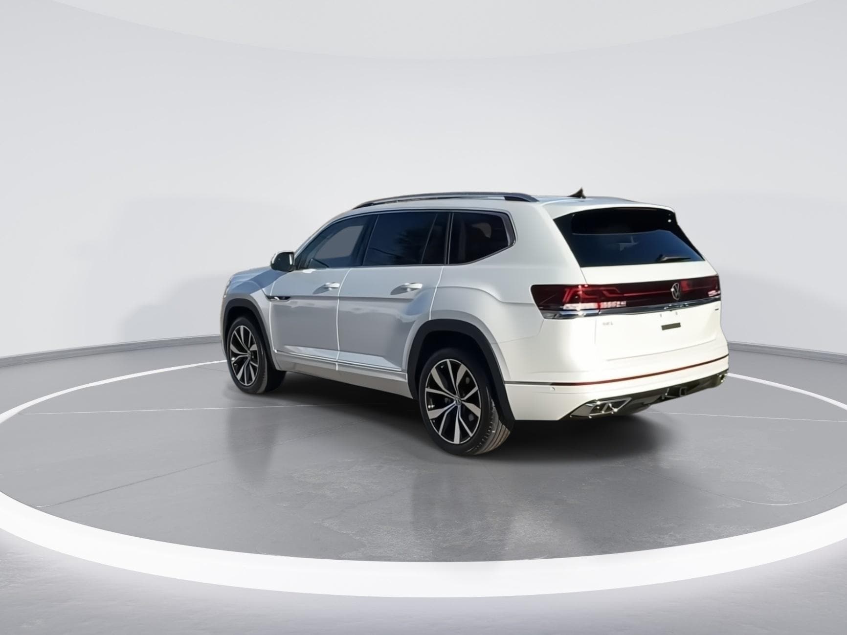 2026 Volkswagen Atlas SEL Premium R-Line - Photo 6