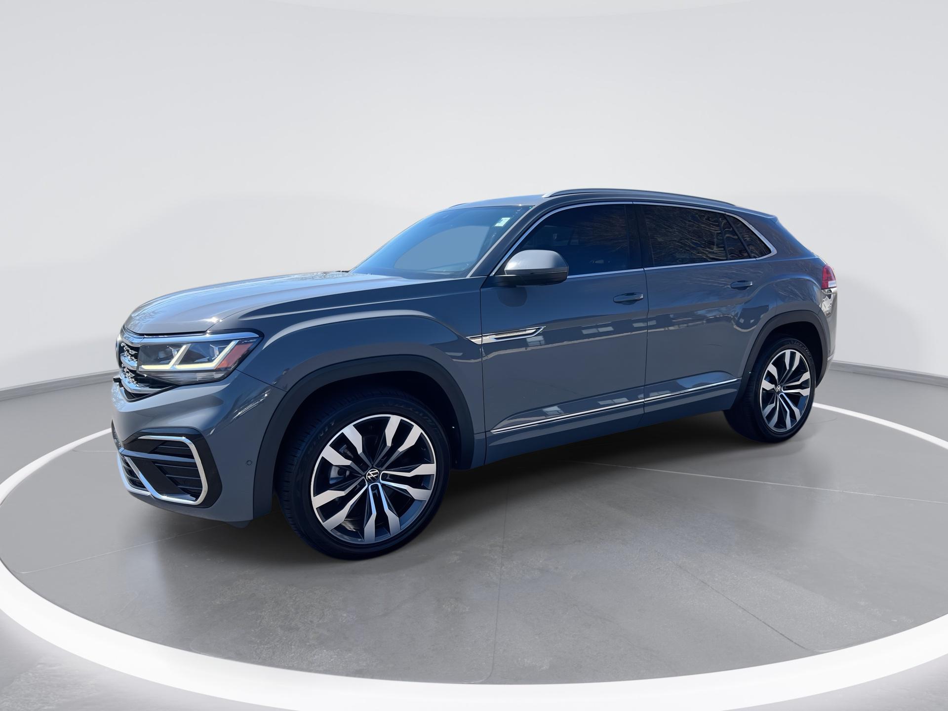 2022 Volkswagen Atlas Cross Sport SEL Premium R-Line