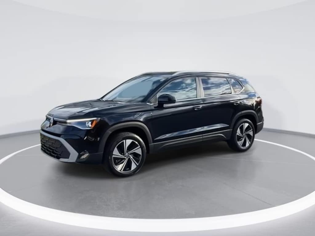 New 2026 Volkswagen Taos 1.5T SE SUV