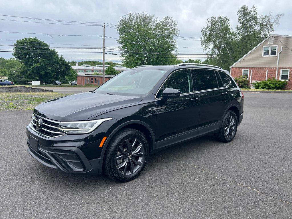 2022 Volkswagen Tiguan 2.0T SE 4Motion's photo