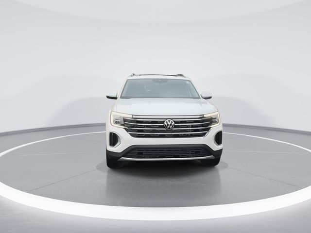 2026 Volkswagen Atlas SE Technology photo 2