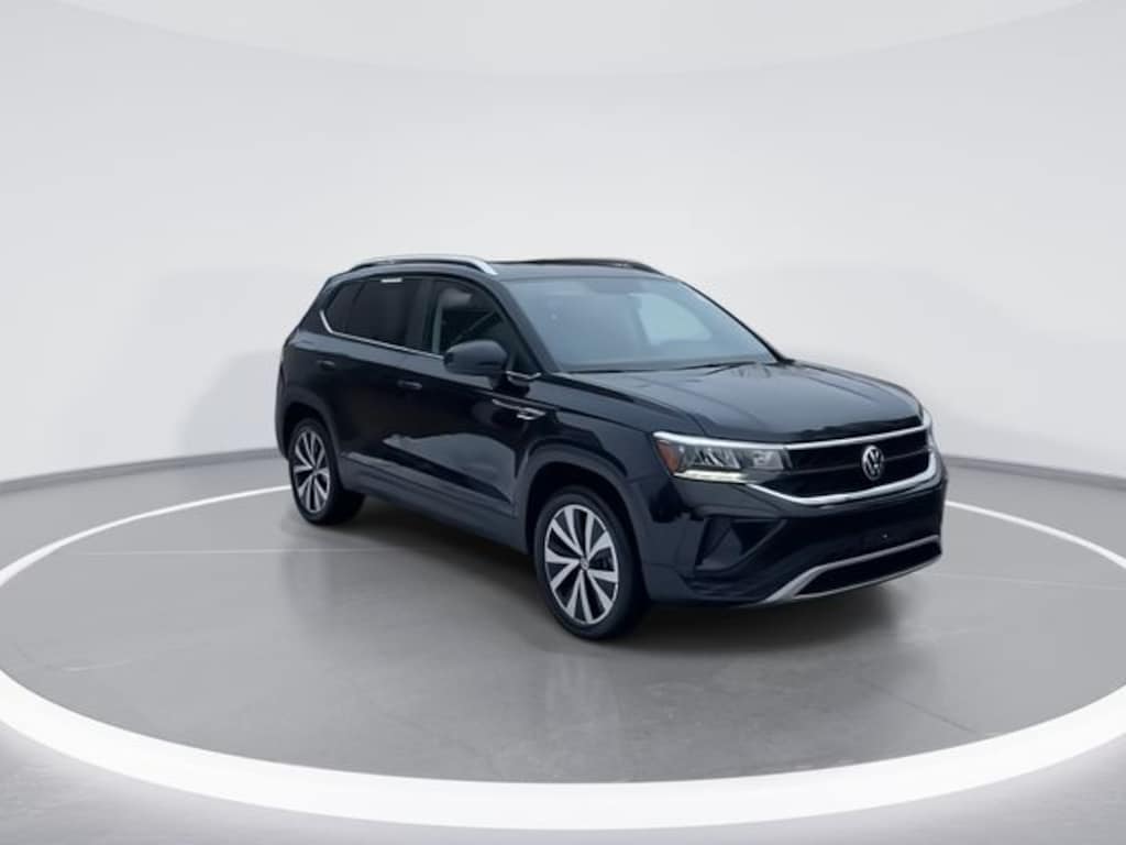 Certified 2022 Volkswagen Taos 1.5T SE SUV